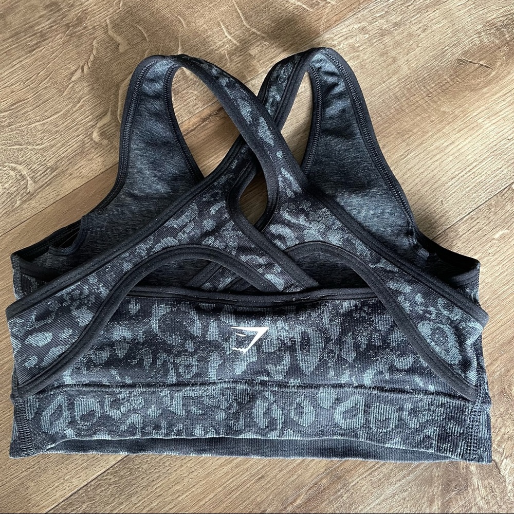 Gymshark | Adapt Animal Seamless Sports Bra - Picture 2 of 3